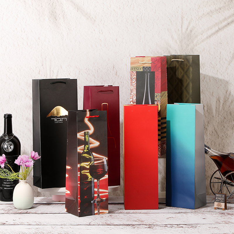 Sacs cadeaux en papier pour bouteille de vin simple avec poignées en corde