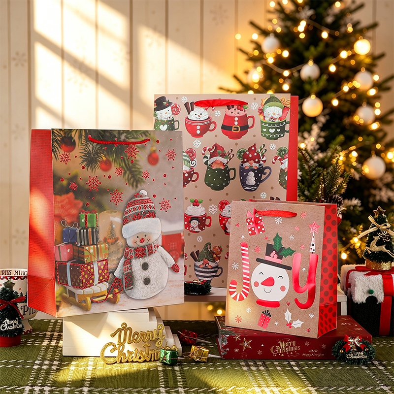Sac cadeau en papier kraft imprimé de Noël décoratif saisonnier