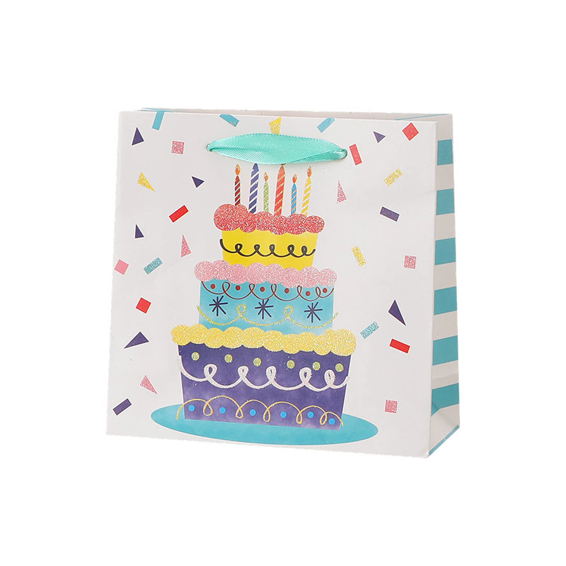 Sacs cadeaux d'anniversaire Kraft avec poignées pour cadeaux de fête